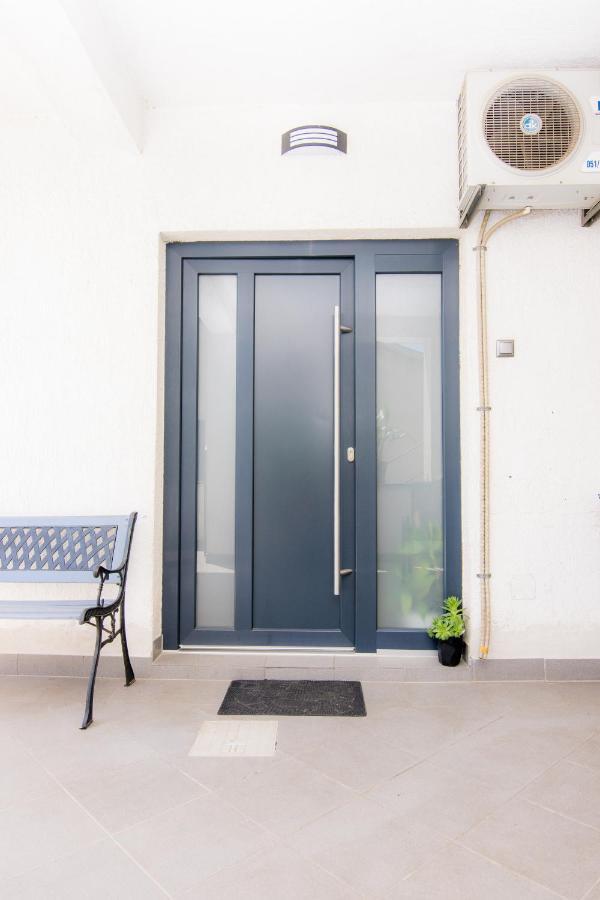 Karmela Apartment Senj  Bagian luar foto