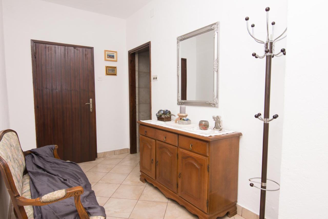 Karmela Apartment Senj  Bagian luar foto