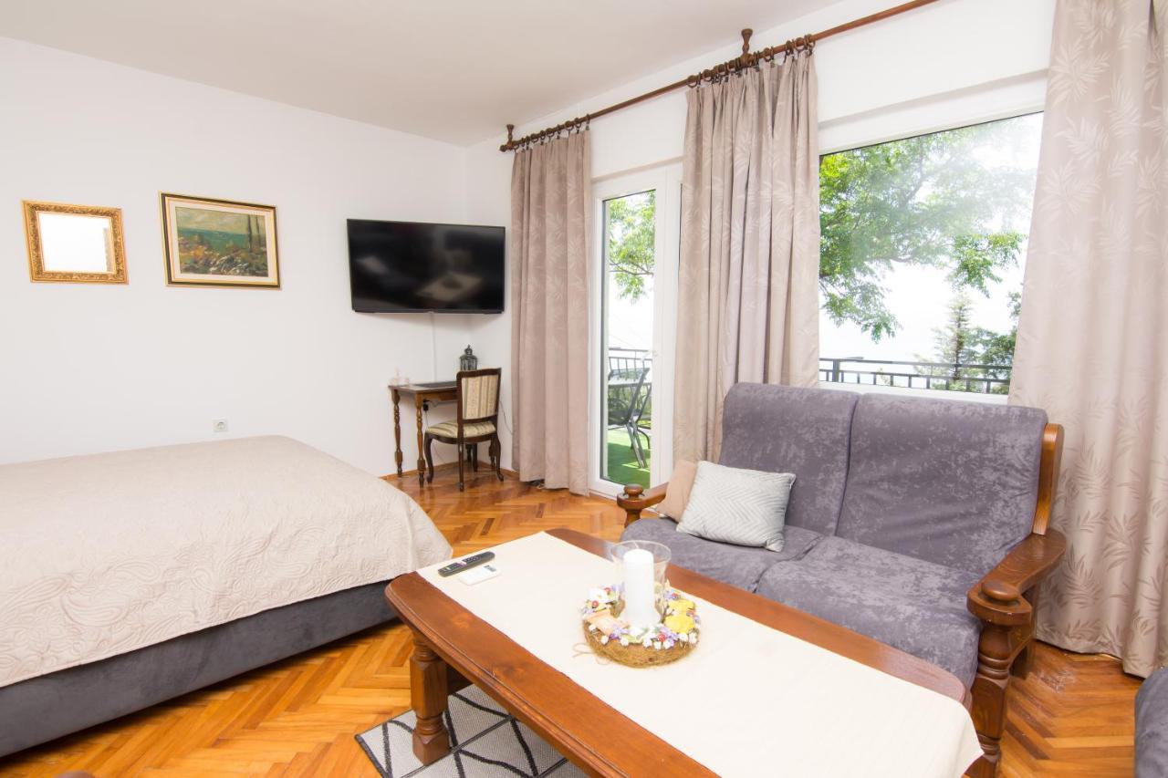Karmela Apartment Senj  Bagian luar foto