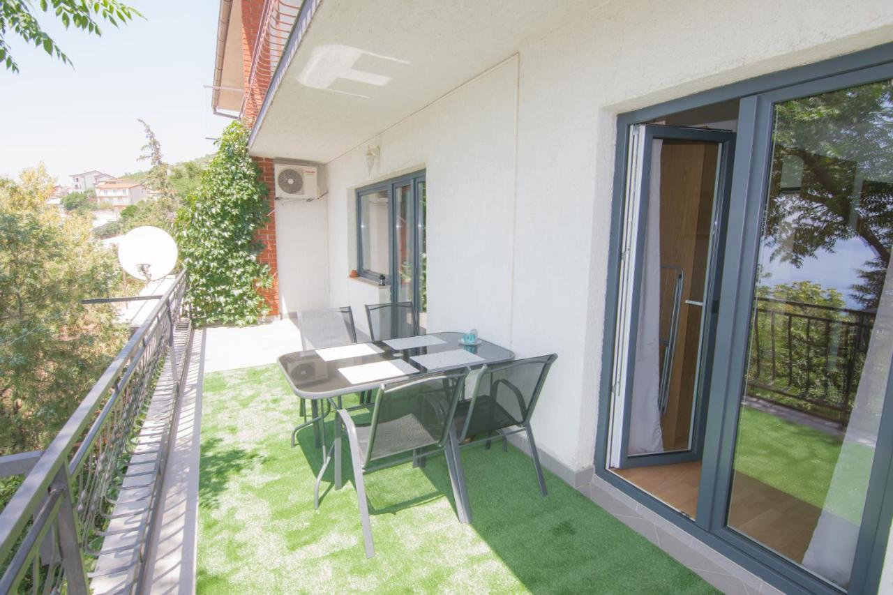 Karmela Apartment Senj  Bagian luar foto